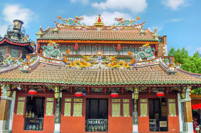 思窝花脸:泉州府文庙,泉州关岳庙,儒家与道教一文一武相呼.