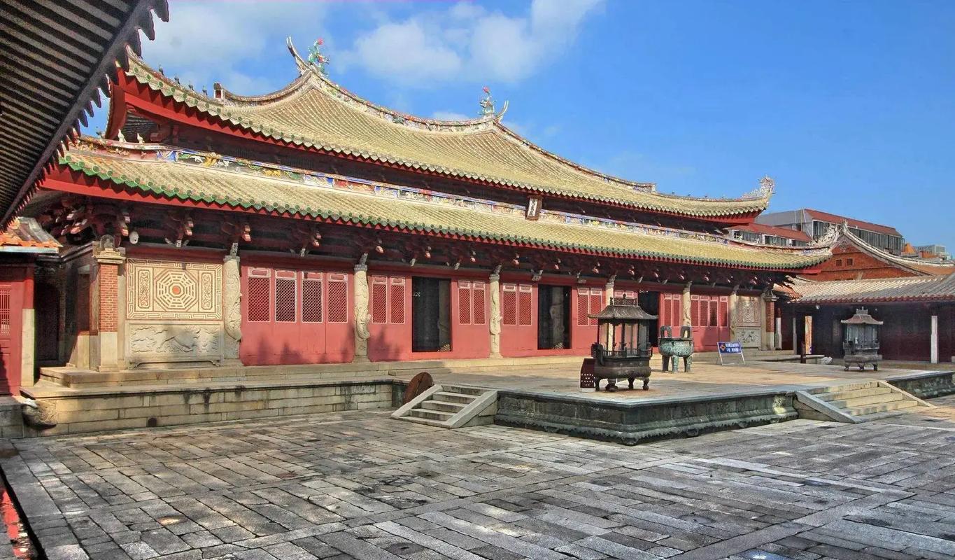 泉州府文庙.泉州府文庙,位于福建省泉州市鲤城区中山路.唐开元