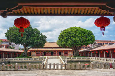 离厦门仅半小时，遍地古迹与美食的泉州 探访泉州府文庙的独特魅力